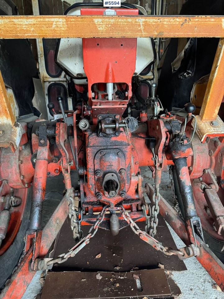 Farm tractor 1974 David Brown 885 w/ loaders and chain.: picture 20 Farm tractor 1974 David Brown 885 w/ loaders and chain.: picture 20