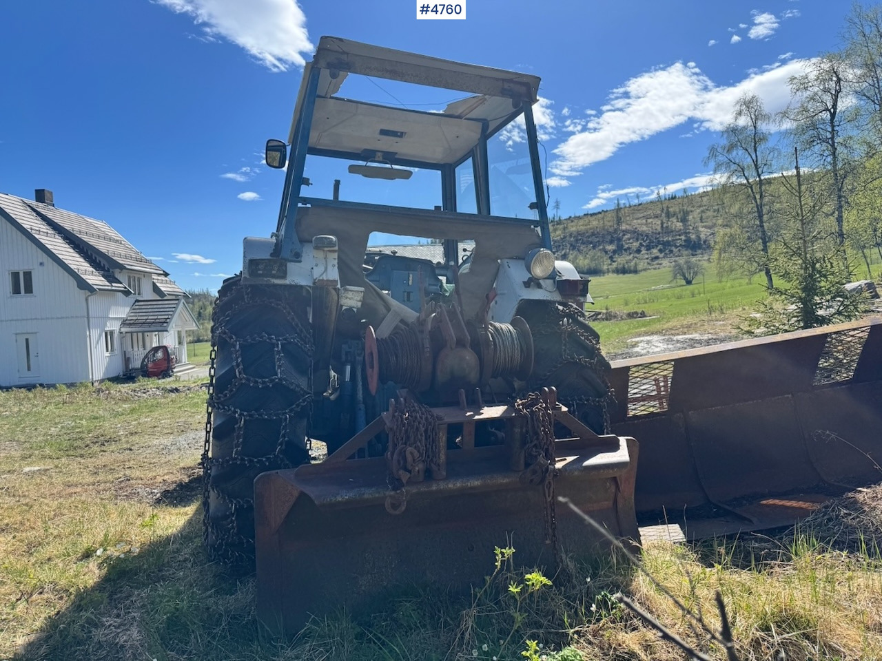 1978 Ford 6600 4x4 w/ Front Loader, Bucket, Twin Wheels and Winch. - Farm tractor: picture 5 1978 Ford 6600 4x4 w/ Front Loader, Bucket, Twin Wheels and Winch. - Farm tractor: picture 5