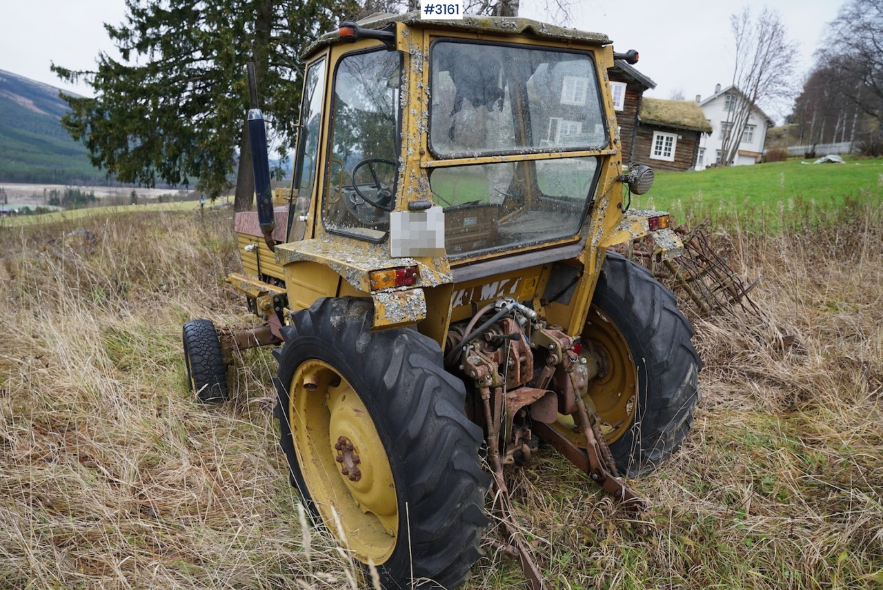 1978 Valmet 502 with front loader and bucket - Farm tractor: picture 3 1978 Valmet 502 with front loader and bucket - Farm tractor: picture 3