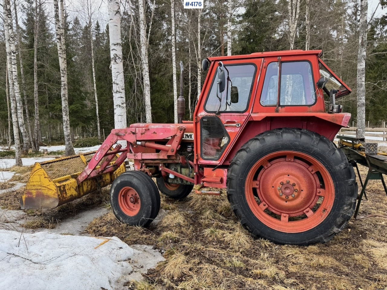1978 Volvo 500 4x2 m/ Front loader w/ Bucket. - Farm tractor: picture 2 1978 Volvo 500 4x2 m/ Front loader w/ Bucket. - Farm tractor: picture 2
