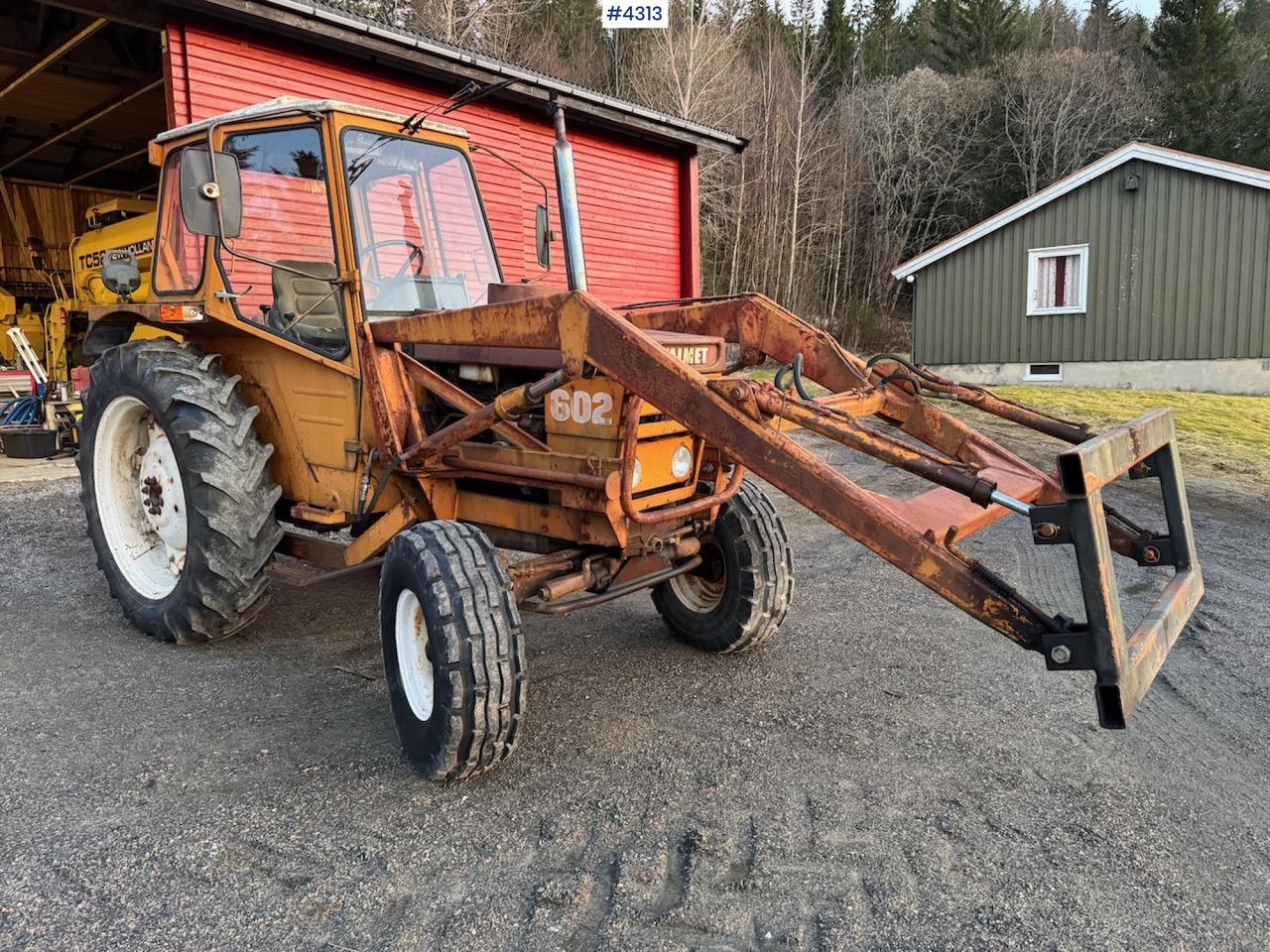 1980 Valmet 602 m/ frontlaster - Farm tractor: picture 2 1980 Valmet 602 m/ frontlaster - Farm tractor: picture 2