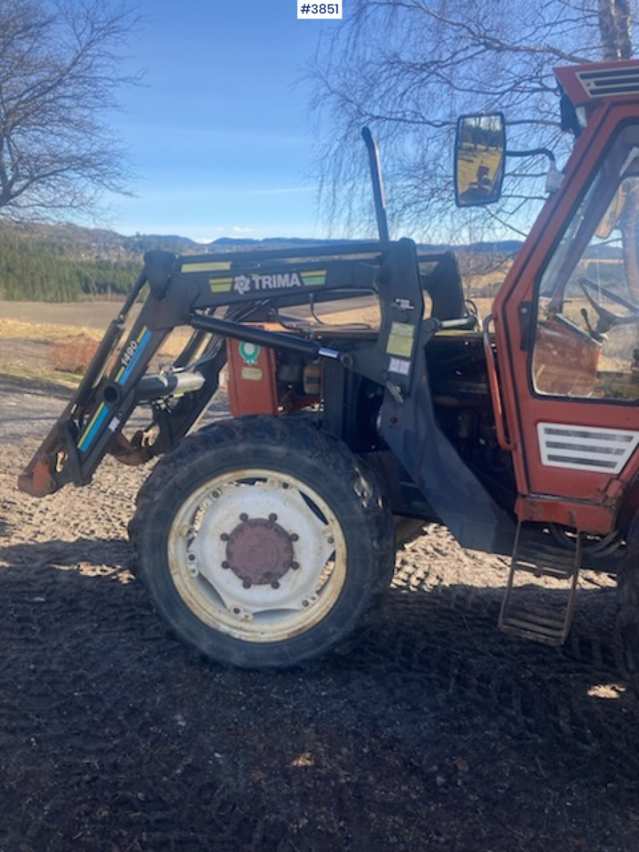 1982 Fiat 780 DT w/ Front loader - Farm tractor: picture 4 1982 Fiat 780 DT w/ Front loader - Farm tractor: picture 4