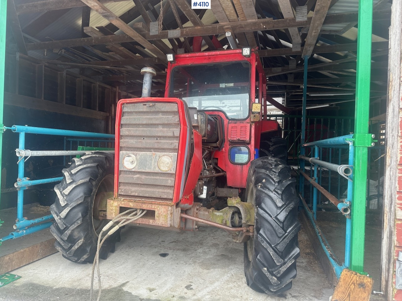 1982 Massey-Ferguson 265 traktor w/ chains, a new radiator is included - Farm tractor: picture 2 1982 Massey-Ferguson 265 traktor w/ chains, a new radiator is included - Farm tractor: picture 2