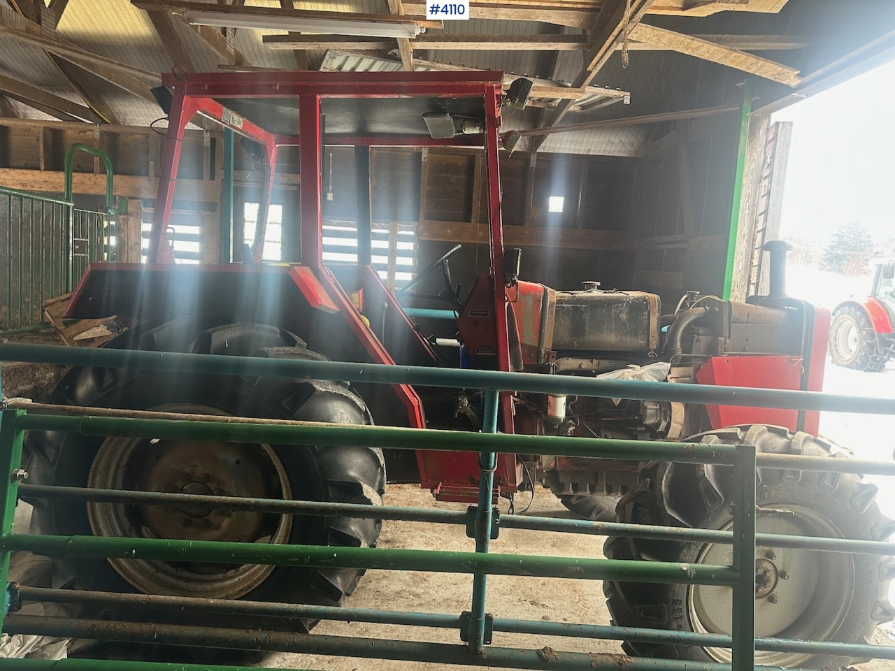 1982 Massey-Ferguson 265 traktor w/ chains, a new radiator is included - Farm tractor: picture 5 1982 Massey-Ferguson 265 traktor w/ chains, a new radiator is included - Farm tractor: picture 5