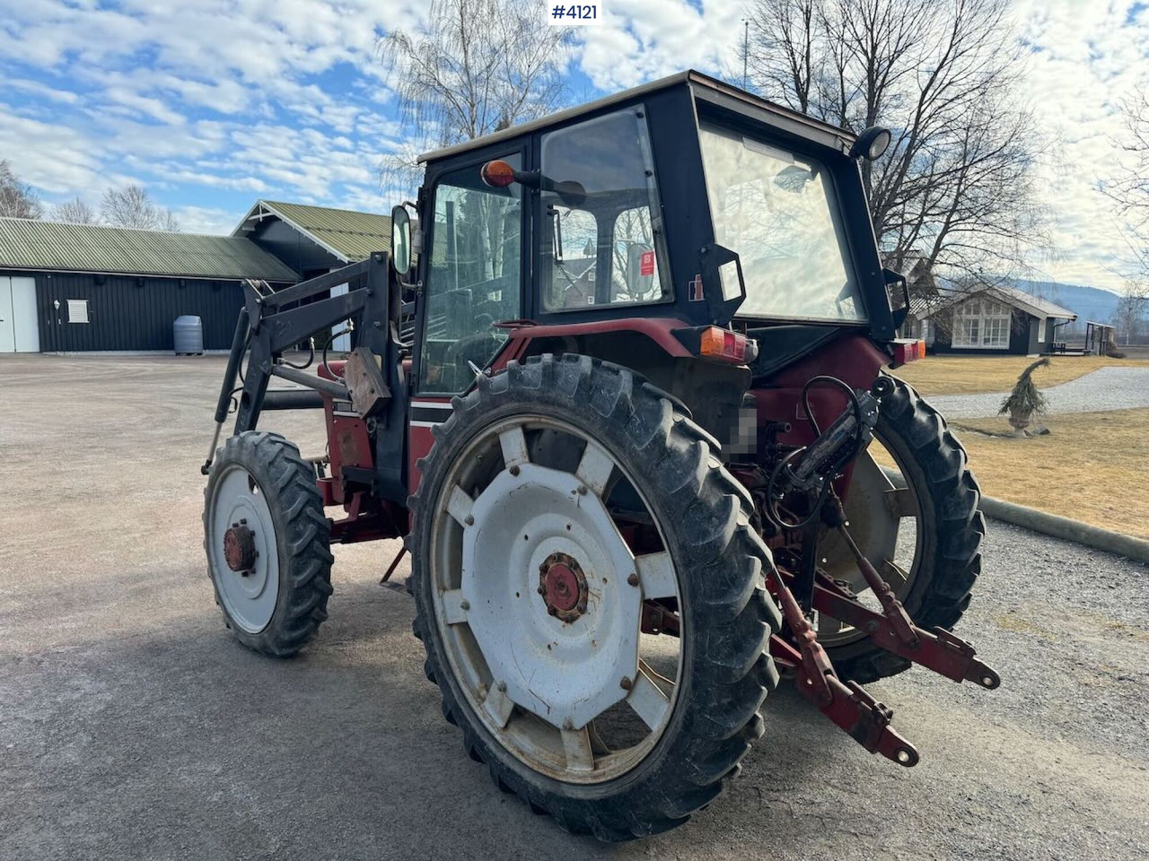 1984 International Hydro 85 4x4 with front loader - Farm tractor: picture 3 1984 International Hydro 85 4x4 with front loader - Farm tractor: picture 3