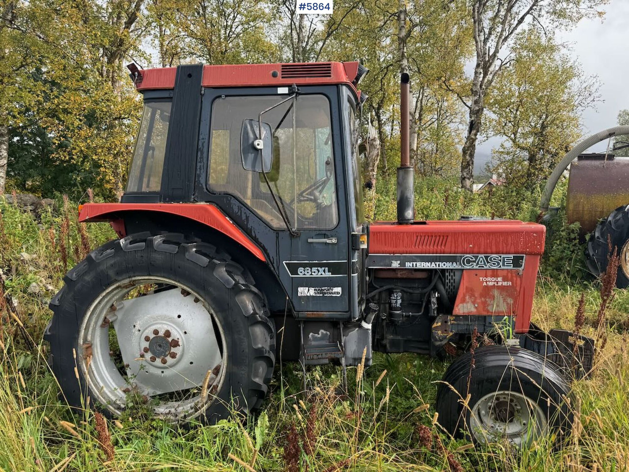 1985 Case 685 XL. Repair object. - Farm tractor: picture 3 1985 Case 685 XL. Repair object. - Farm tractor: picture 3