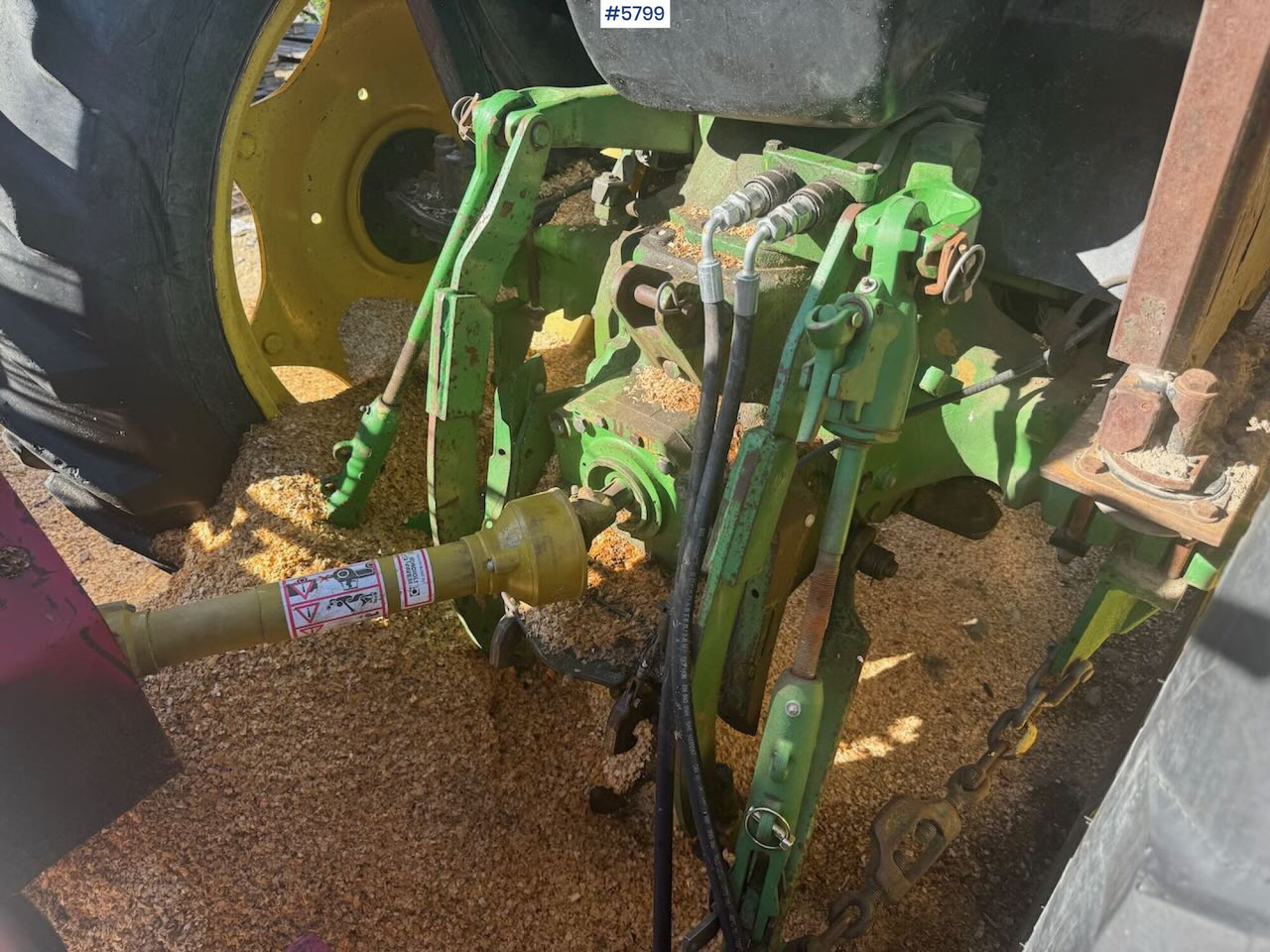 Leasing of  1985 John Deere 2040 4x4 w/ front loader 1985 John Deere 2040 4x4 w/ front loader: picture 13 Leasing of  1985 John Deere 2040 4x4 w/ front loader 1985 John Deere 2040 4x4 w/ front loader: picture 13