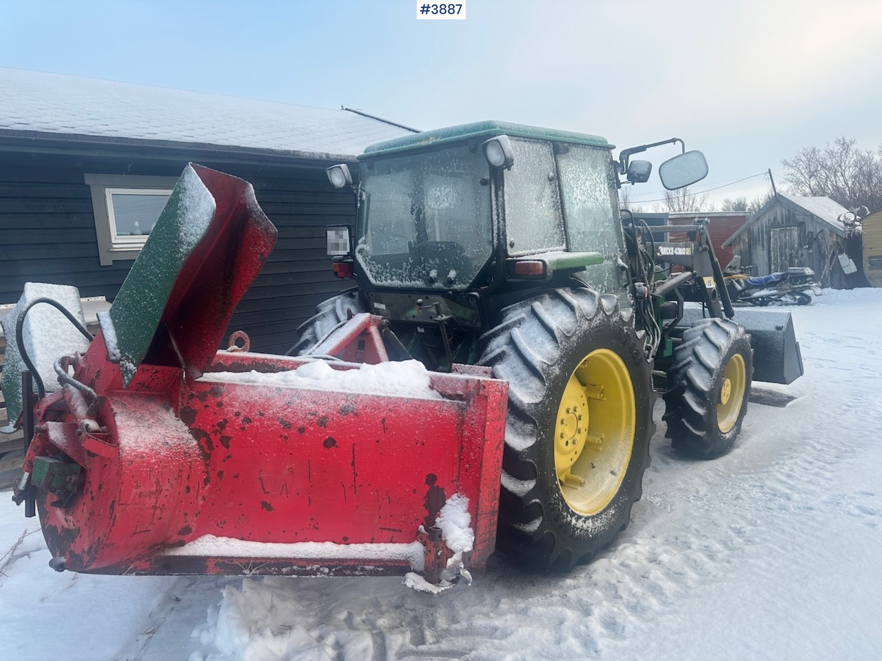 1987 John Deere Power Synchron 2450 4x4 w/ Quicke 4300 front loader, snow blower and gravel bucket. WATCH VIDEO. - Farm tractor: picture 3 1987 John Deere Power Synchron 2450 4x4 w/ Quicke 4300 front loader, snow blower and gravel bucket. WATCH VIDEO. - Farm tractor: picture 3