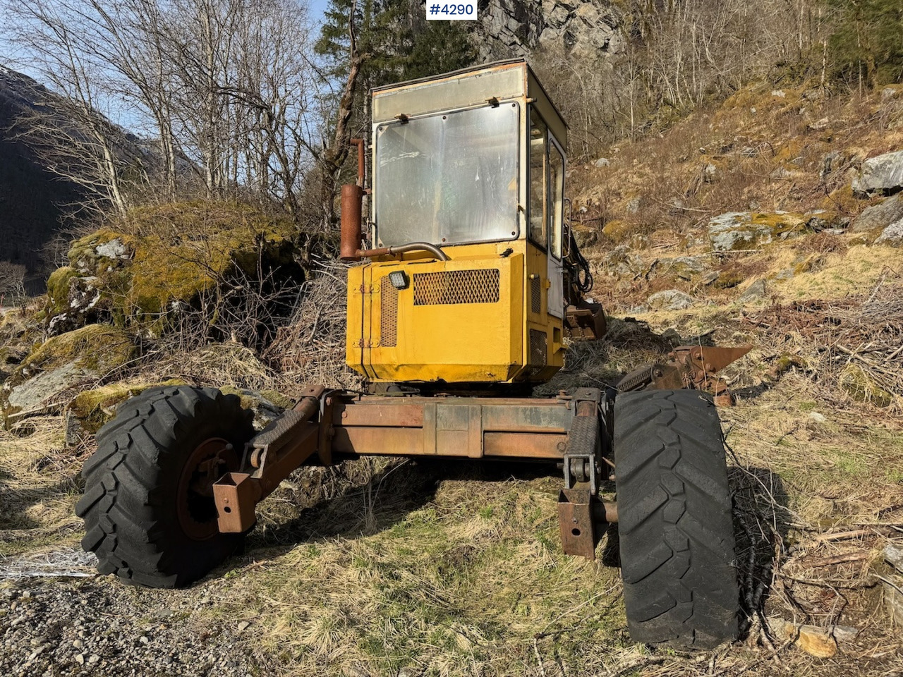 1987 Menzi-Muck 5000 T1 - Excavator: picture 3 1987 Menzi-Muck 5000 T1 - Excavator: picture 3