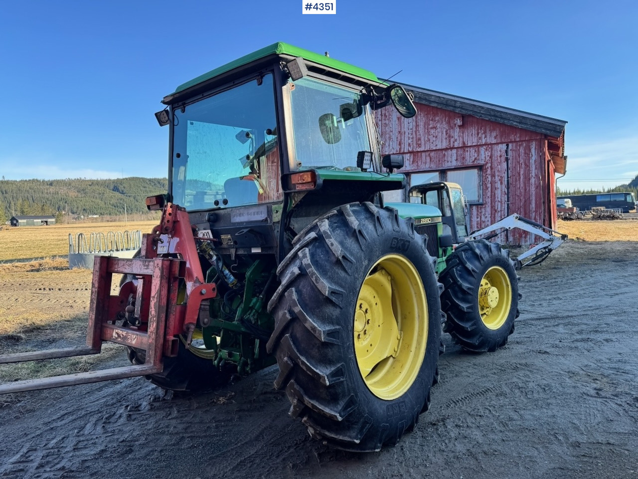 Farm tractor 1991 John Deere 2850 4x4 Synchron w/ front hydraulics.: picture 9