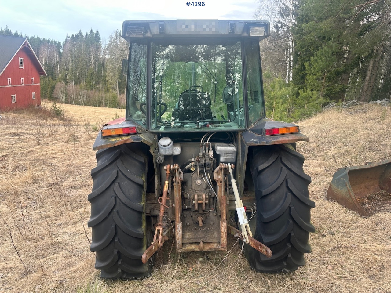 1991 Massey-Ferguson 3060 4x4 tractor. Rep. object - Farm tractor: picture 5 1991 Massey-Ferguson 3060 4x4 tractor. Rep. object - Farm tractor: picture 5