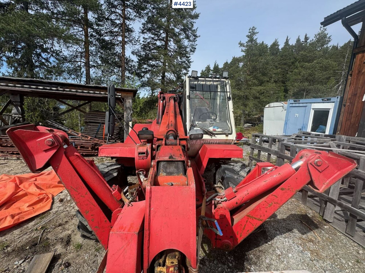 1992 Manitou MT1230 Telescopic forklift w/ pallet forks. Rep. object. - Forklift: picture 4 1992 Manitou MT1230 Telescopic forklift w/ pallet forks. Rep. object. - Forklift: picture 4