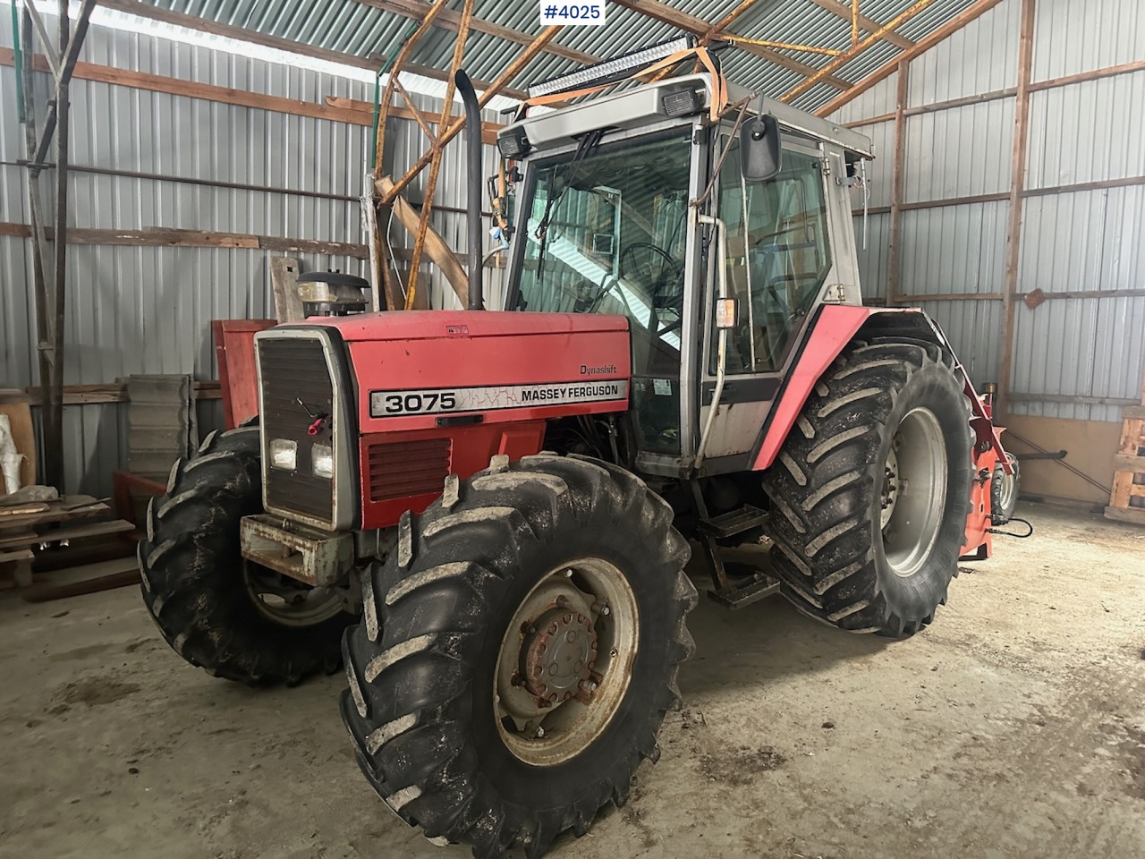 1994 Massey Ferguson 3075 4x4 tractor. WATCH VIDEO. - Farm tractor: picture 1 1994 Massey Ferguson 3075 4x4 tractor. WATCH VIDEO. - Farm tractor: picture 1