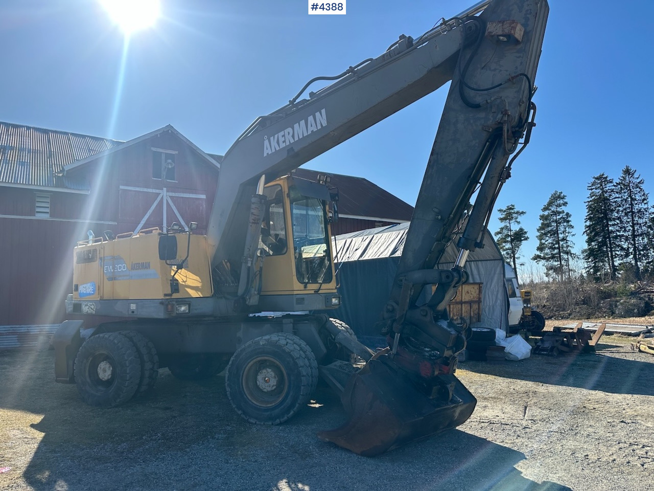 1995 Åkermann EW200 Wheel machine w/ grading bucket og tiltrotator. WATCH VIDEO. - Excavator: picture 1 1995 Åkermann EW200 Wheel machine w/ grading bucket og tiltrotator. WATCH VIDEO. - Excavator: picture 1