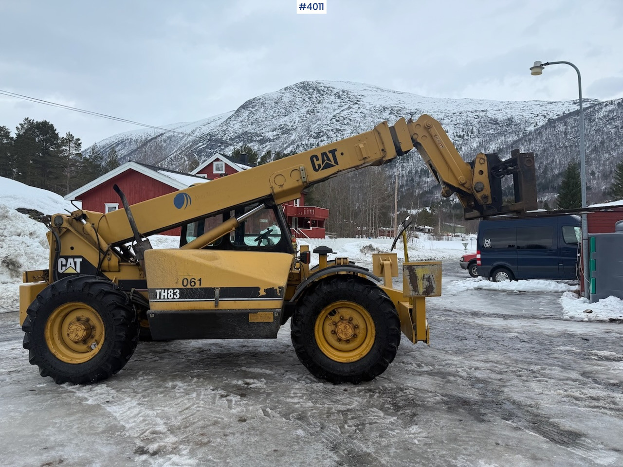 1997 CAT TH83 telescopic truck - Forklift: picture 4 1997 CAT TH83 telescopic truck - Forklift: picture 4