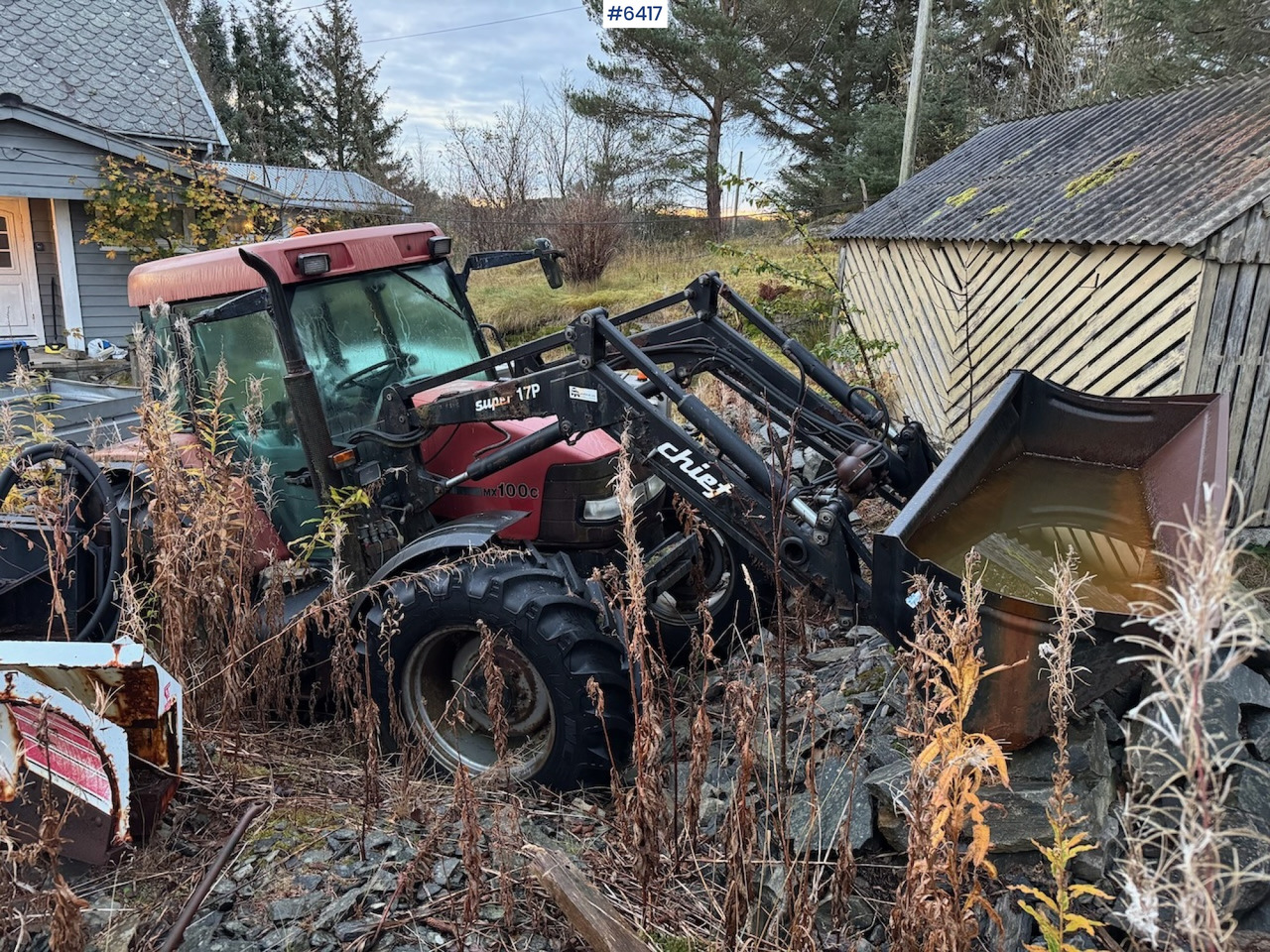 1999 Case IH Maxxum MX 100C w/ front loader, bucket and blade. Repair object. - Farm tractor: picture 1 1999 Case IH Maxxum MX 100C w/ front loader, bucket and blade. Repair object. - Farm tractor: picture 1