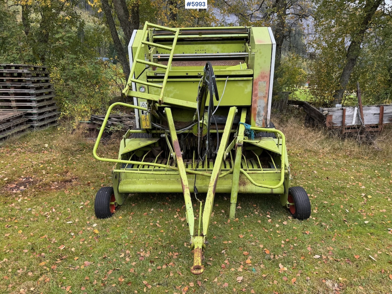 1999 Claas Rollant 46 Rotocut and a dividing baler. - Hay and forage equipment: picture 2 1999 Claas Rollant 46 Rotocut and a dividing baler. - Hay and forage equipment: picture 2