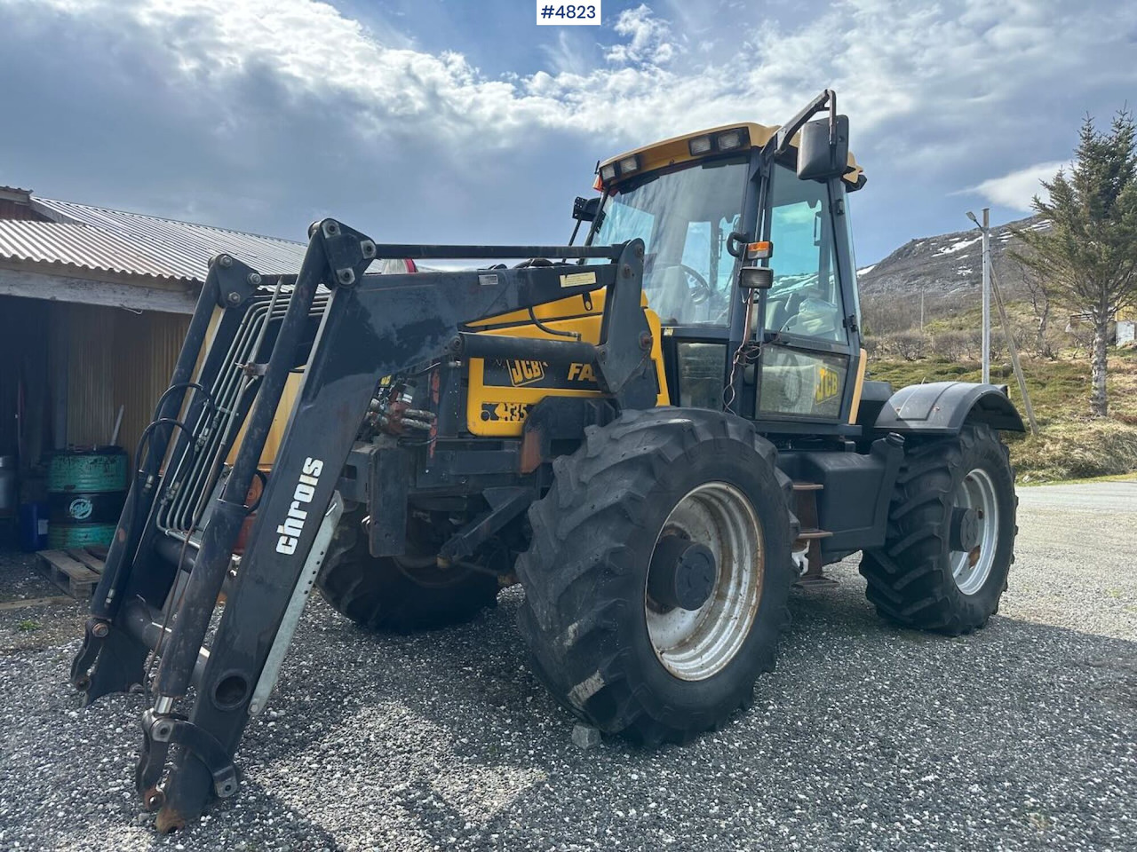 2000 JCB Fastrac 4x4 tractor w/ loader, 2 new tires, gravel bucket or snow bucket. WATCH VIDEO. - Farm tractor: picture 1 2000 JCB Fastrac 4x4 tractor w/ loader, 2 new tires, gravel bucket or snow bucket. WATCH VIDEO. - Farm tractor: picture 1