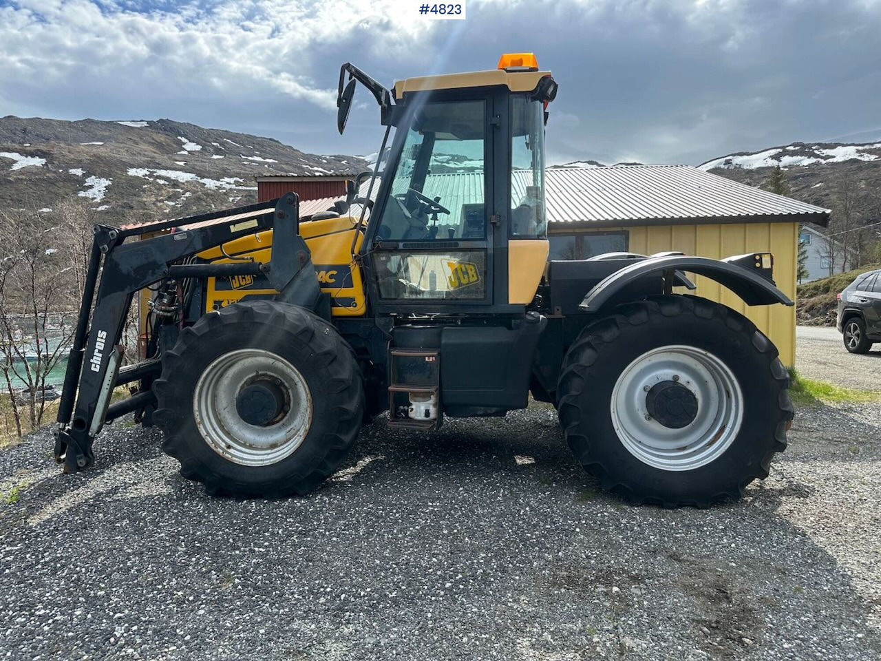 2000 JCB Fastrac 4x4 tractor w/ loader, 2 new tires, gravel bucket or snow bucket. WATCH VIDEO. - Farm tractor: picture 2 2000 JCB Fastrac 4x4 tractor w/ loader, 2 new tires, gravel bucket or snow bucket. WATCH VIDEO. - Farm tractor: picture 2