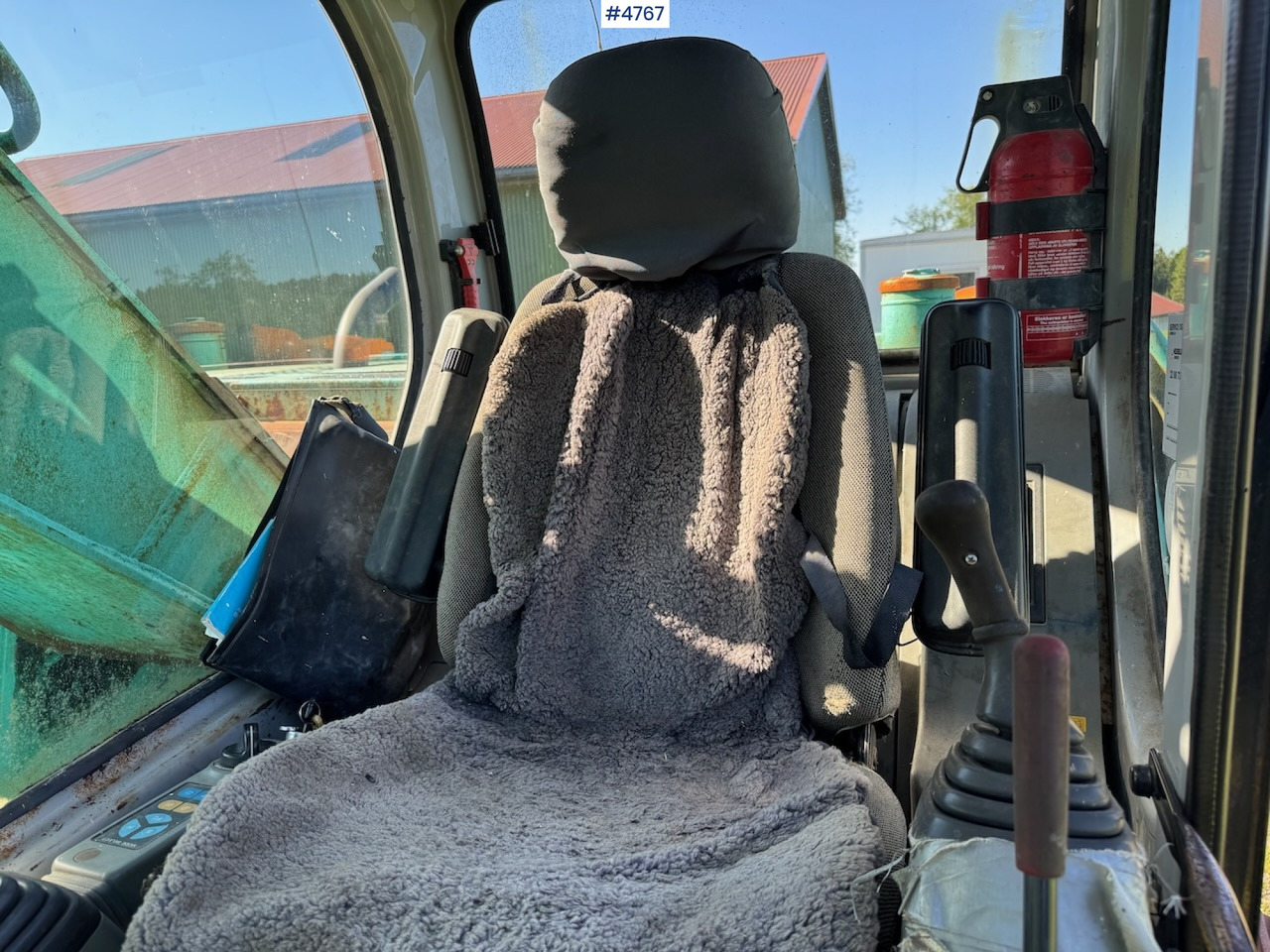 2000 Kobelco SK 200 SR - Excavator: picture 5 2000 Kobelco SK 200 SR - Excavator: picture 5