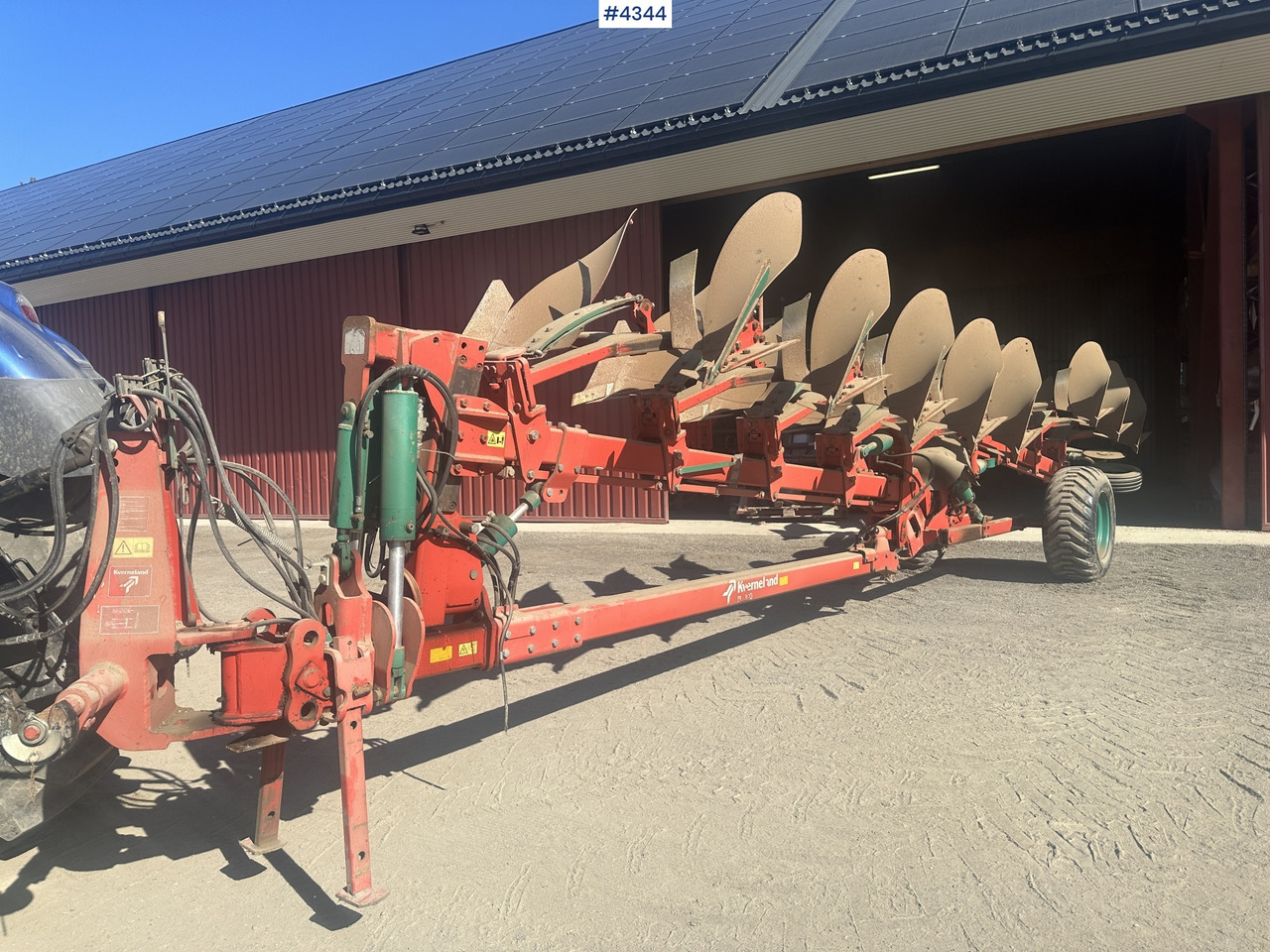 2000 Kverneland PL 100 8 skjærs vendeplog - Soil tillage equipment: picture 2 2000 Kverneland PL 100 8 skjærs vendeplog - Soil tillage equipment: picture 2