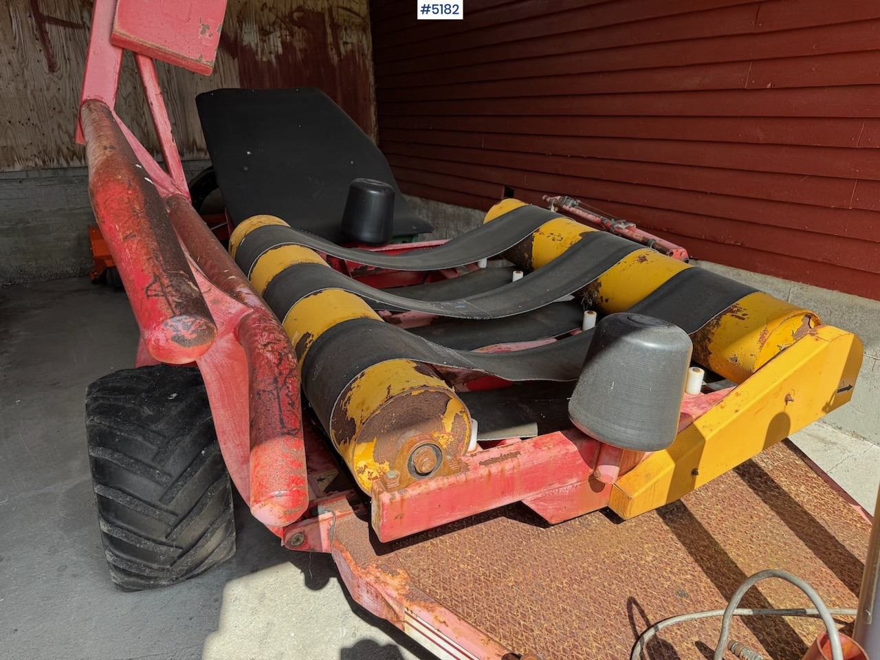 2000 Tellefsdal Auto Wrap 4000 Round Bale Wrapper - Hay and forage equipment: picture 4 2000 Tellefsdal Auto Wrap 4000 Round Bale Wrapper - Hay and forage equipment: picture 4
