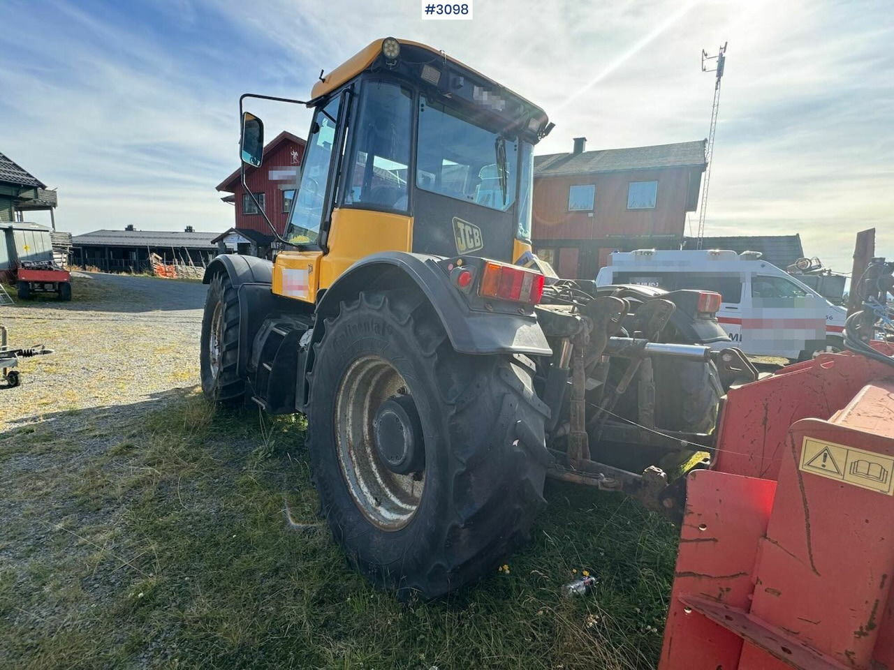 2001 JCB Fastrac 3185 4x4. The plow rigged and two sets of tires. - Farm tractor: picture 5 2001 JCB Fastrac 3185 4x4. The plow rigged and two sets of tires. - Farm tractor: picture 5