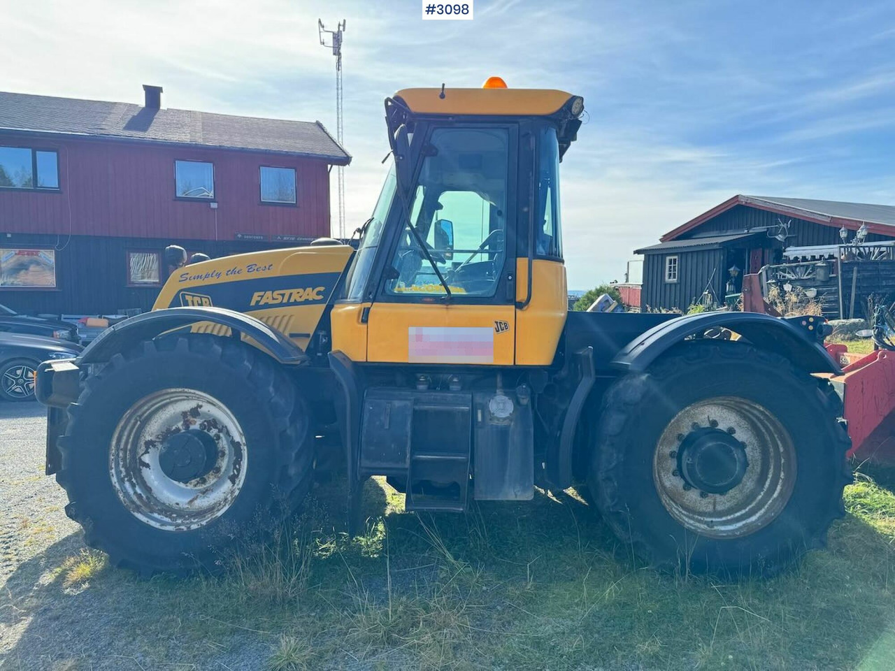 2001 JCB Fastrac 3185 4x4. The plow rigged and two sets of tires. - Farm tractor: picture 2 2001 JCB Fastrac 3185 4x4. The plow rigged and two sets of tires. - Farm tractor: picture 2