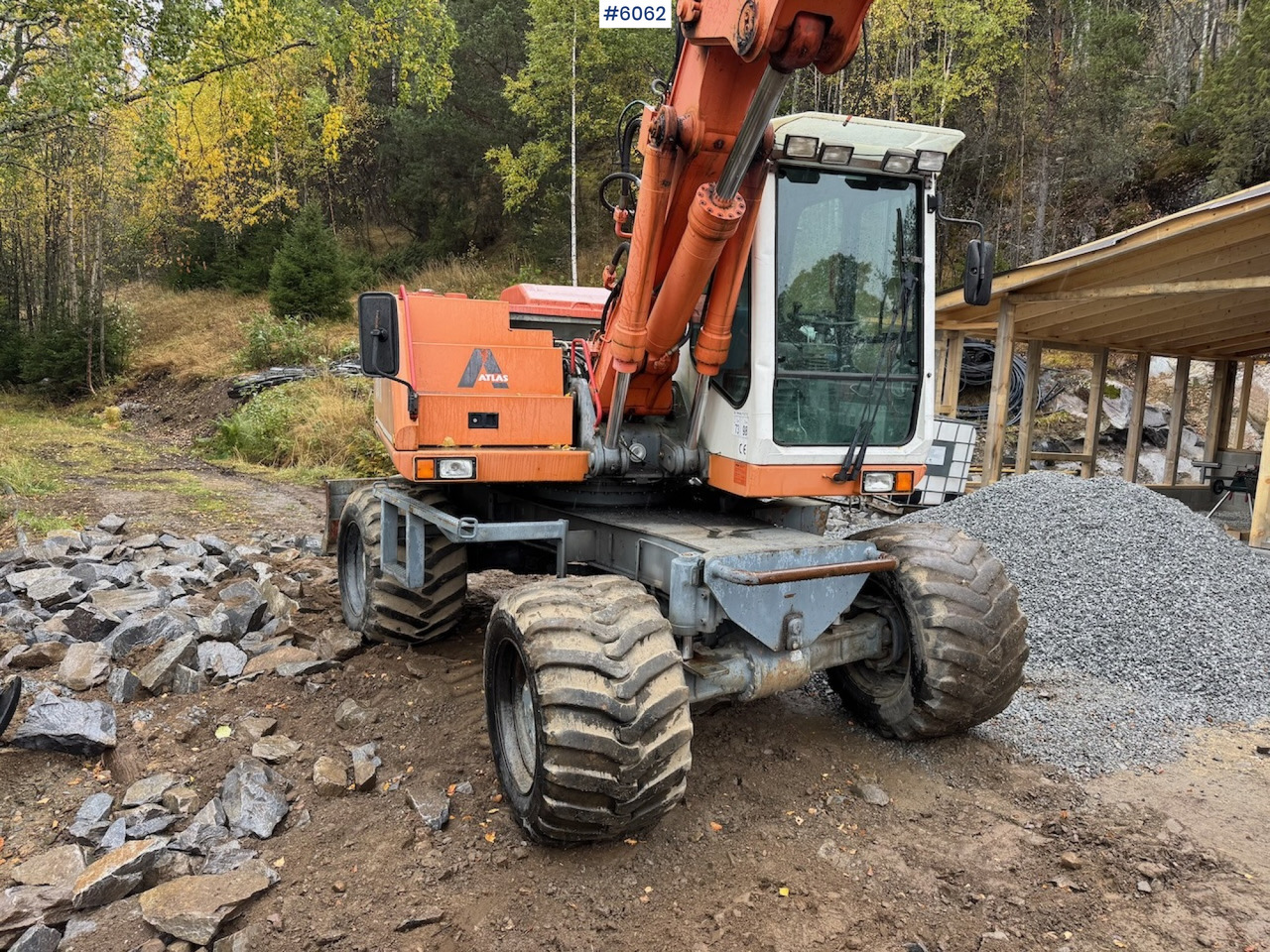 2002 Atlas 1304 w/ 1 backhoe bucket Low Hours! - Excavator: picture 4 2002 Atlas 1304 w/ 1 backhoe bucket Low Hours! - Excavator: picture 4