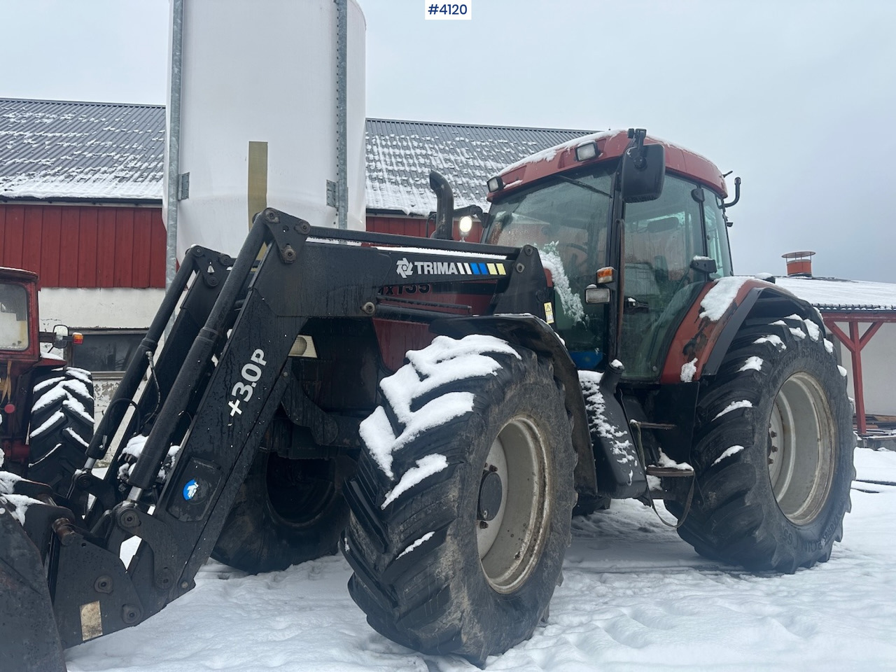 2002 CASE MX 135 MAXXUM 4x4 tractor with front loader. - Farm tractor: picture 1 2002 CASE MX 135 MAXXUM 4x4 tractor with front loader. - Farm tractor: picture 1