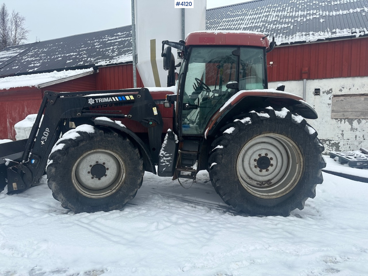 2002 CASE MX 135 MAXXUM 4x4 tractor with front loader. - Farm tractor: picture 3 2002 CASE MX 135 MAXXUM 4x4 tractor with front loader. - Farm tractor: picture 3