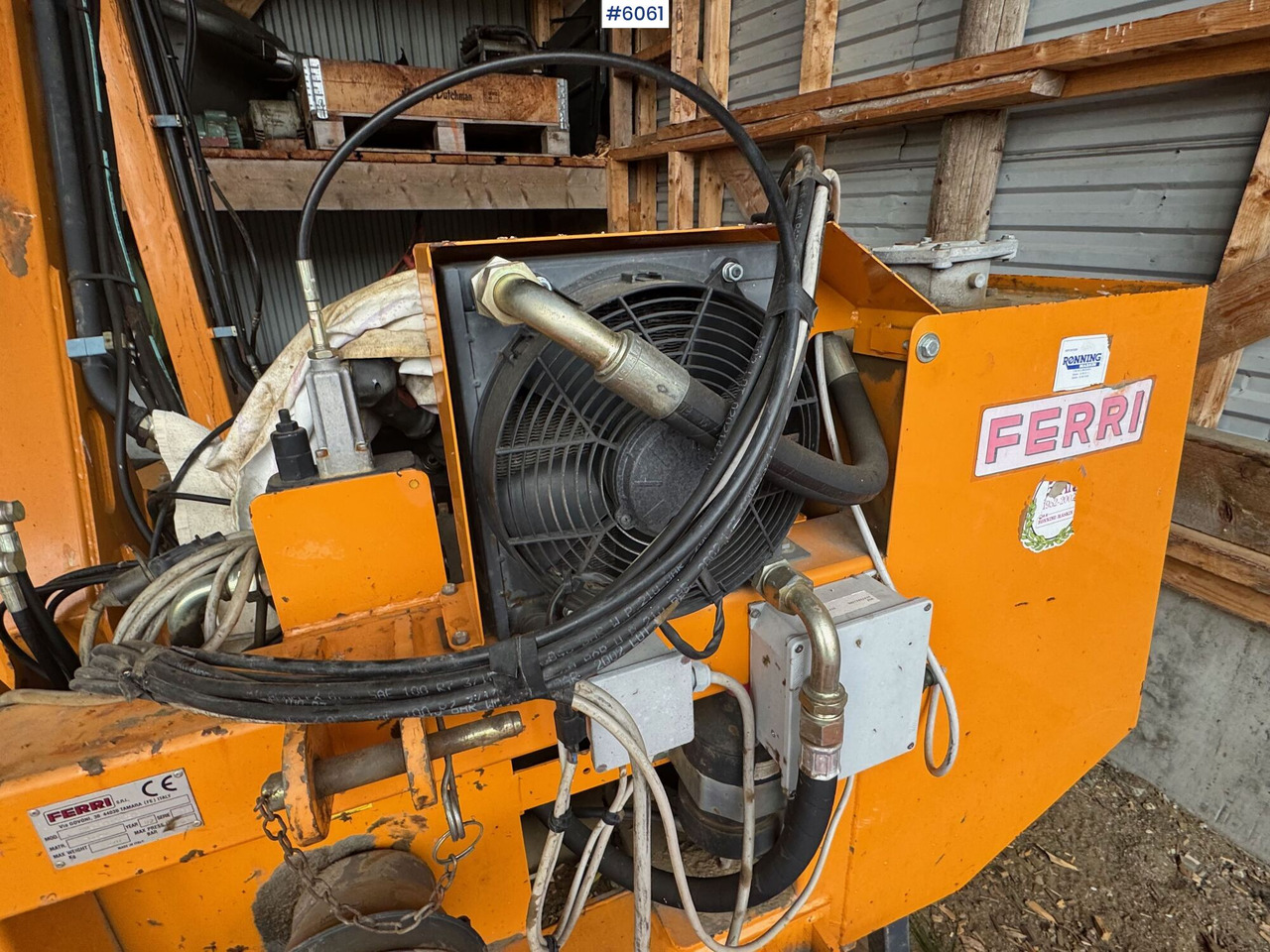 Hay and forage equipment 2002 Ferry pasture mower with TN120 cutting head and extra mowing unit: picture 12