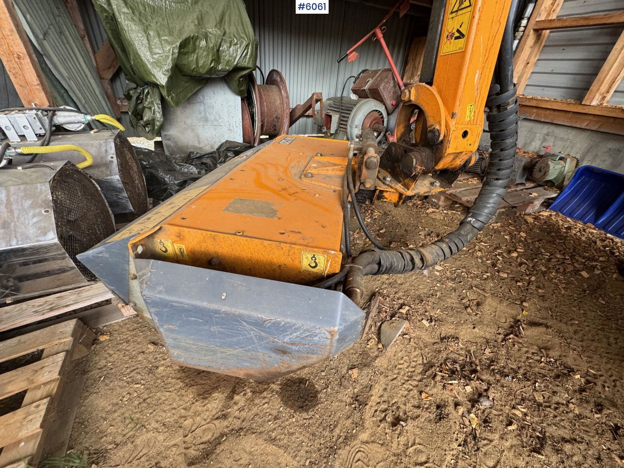 Hay and forage equipment 2002 Ferry pasture mower with TN120 cutting head and extra mowing unit: picture 19