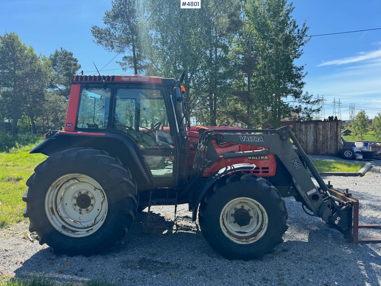 2002 Valtra 6300 4x4 w/ front loader - Farm tractor: picture 3 2002 Valtra 6300 4x4 w/ front loader - Farm tractor: picture 3