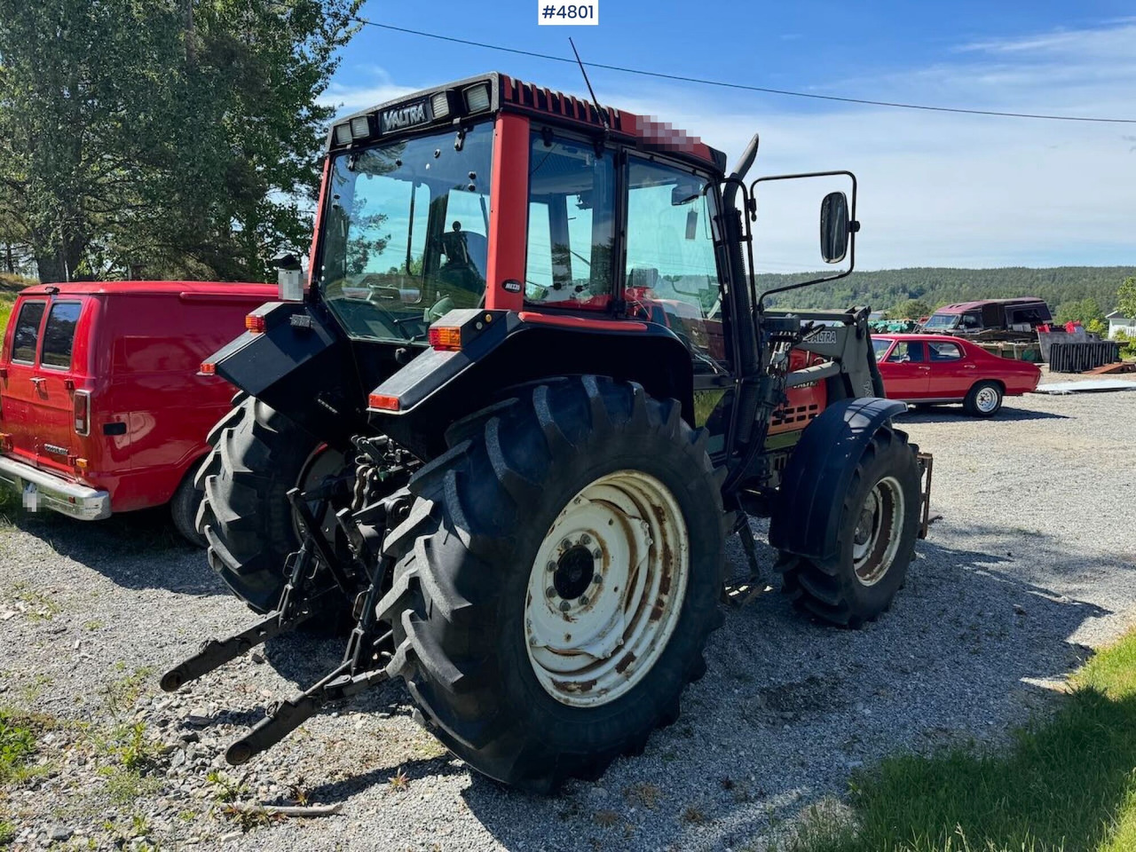 2002 Valtra 6300 4x4 w/ front loader - Farm tractor: picture 5 2002 Valtra 6300 4x4 w/ front loader - Farm tractor: picture 5