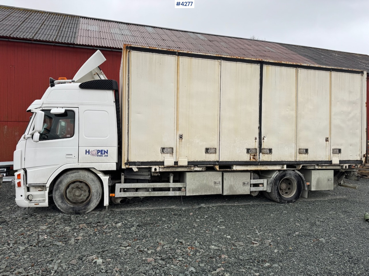 2002 Volvo FM9 Containerchassis - Box truck: picture 2 2002 Volvo FM9 Containerchassis - Box truck: picture 2