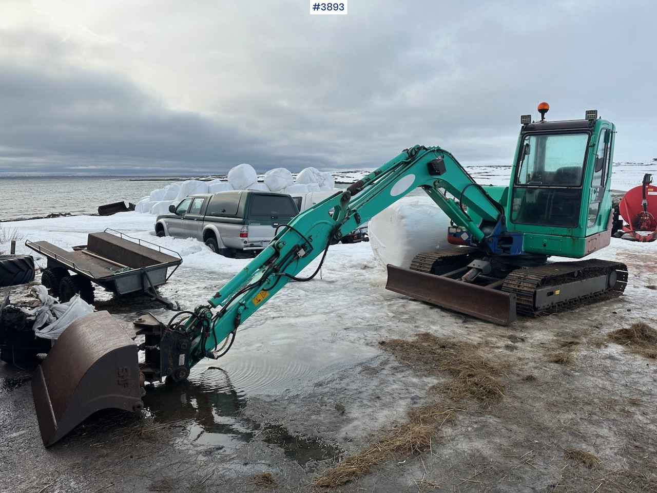 2003 IHI 45N gravemaskin m/ 3 skuffer - Excavator: picture 2 2003 IHI 45N gravemaskin m/ 3 skuffer - Excavator: picture 2