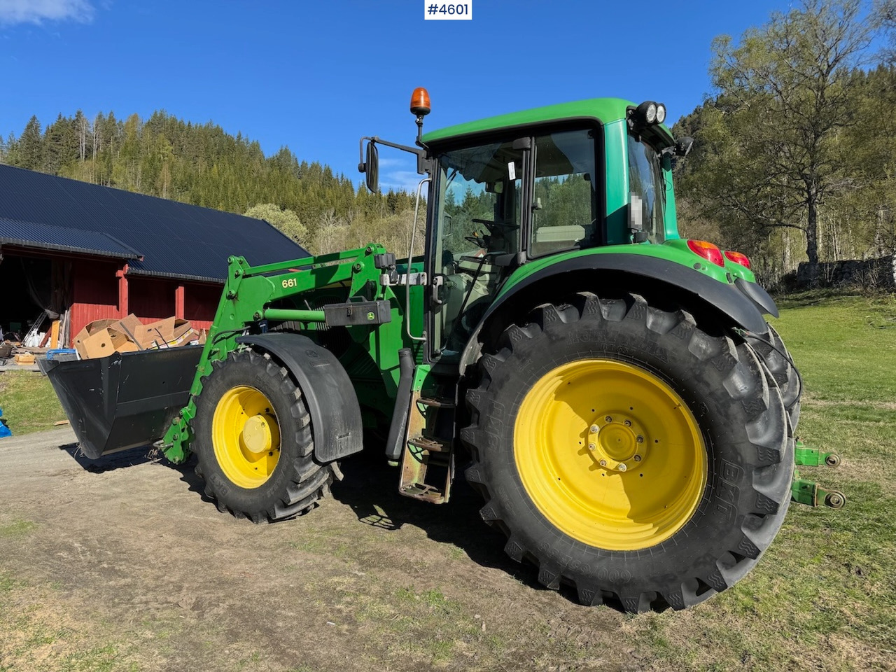2003 John Deere 6620 w/front loader - Farm tractor: picture 2 2003 John Deere 6620 w/front loader - Farm tractor: picture 2
