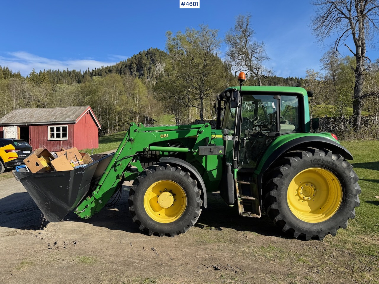 2003 John Deere 6620 w/front loader - Farm tractor: picture 1 2003 John Deere 6620 w/front loader - Farm tractor: picture 1