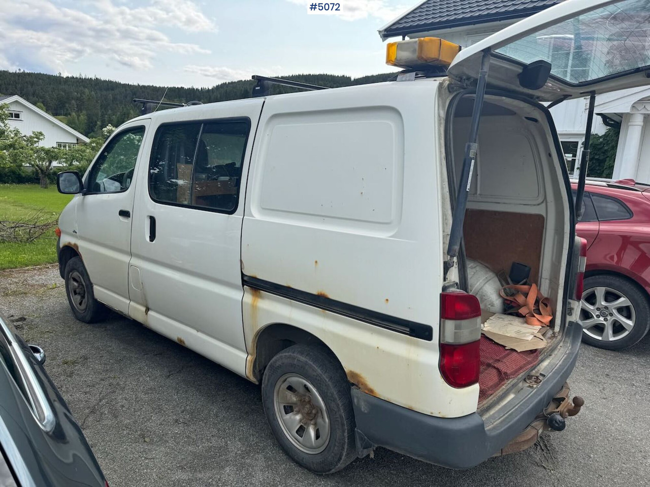 2003 Toyota Hiace 4wd - Panel van: picture 3 2003 Toyota Hiace 4wd - Panel van: picture 3