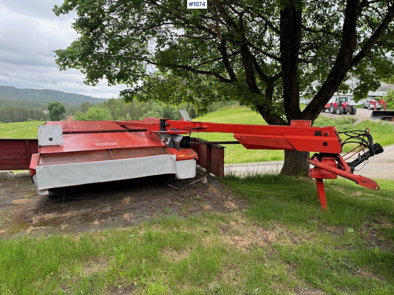 2004 Kuhn FC 303 GL Trailed Mower - Hay and forage equipment: picture 1 2004 Kuhn FC 303 GL Trailed Mower - Hay and forage equipment: picture 1
