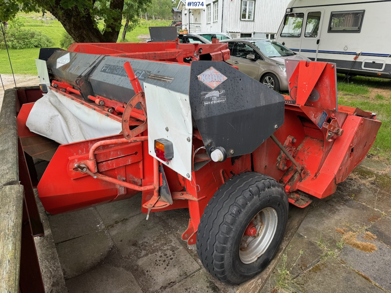 2004 Kuhn FC 303 GL Trailed Mower - Hay and forage equipment: picture 4 2004 Kuhn FC 303 GL Trailed Mower - Hay and forage equipment: picture 4
