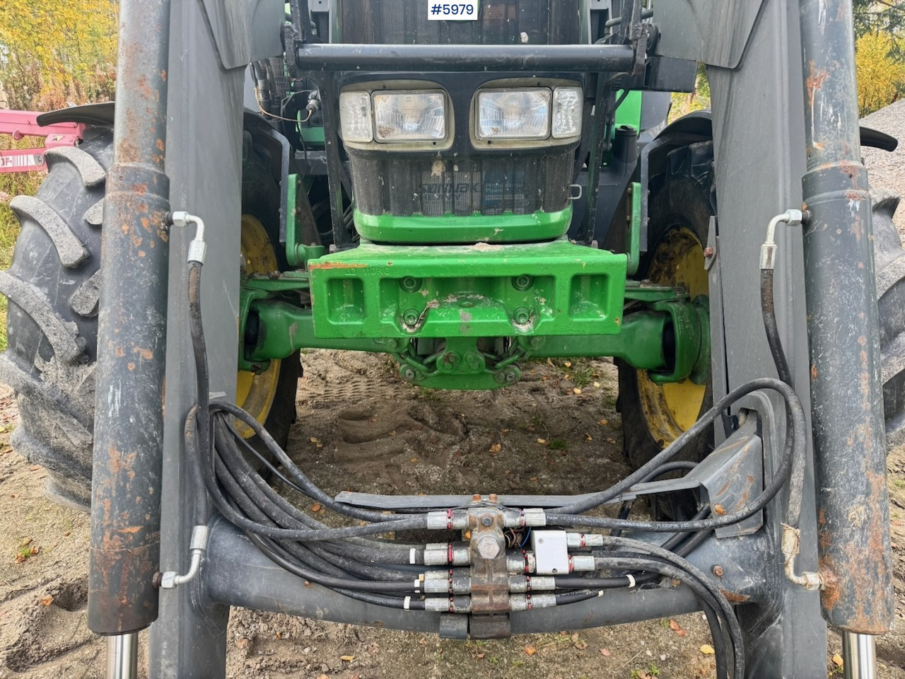 Farm tractor 2005 John Deere 6420 with Front Loader: picture 14 Farm tractor 2005 John Deere 6420 with Front Loader: picture 14