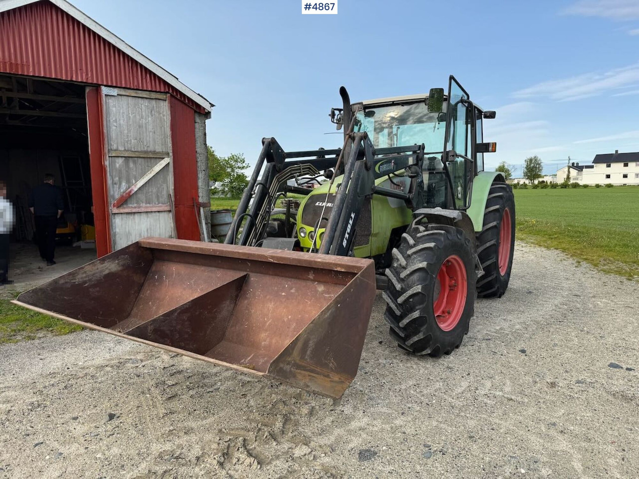 2007 Claas Celtis 446 with front loader, pallet forks, and bucket - Farm tractor: picture 2 2007 Claas Celtis 446 with front loader, pallet forks, and bucket - Farm tractor: picture 2
