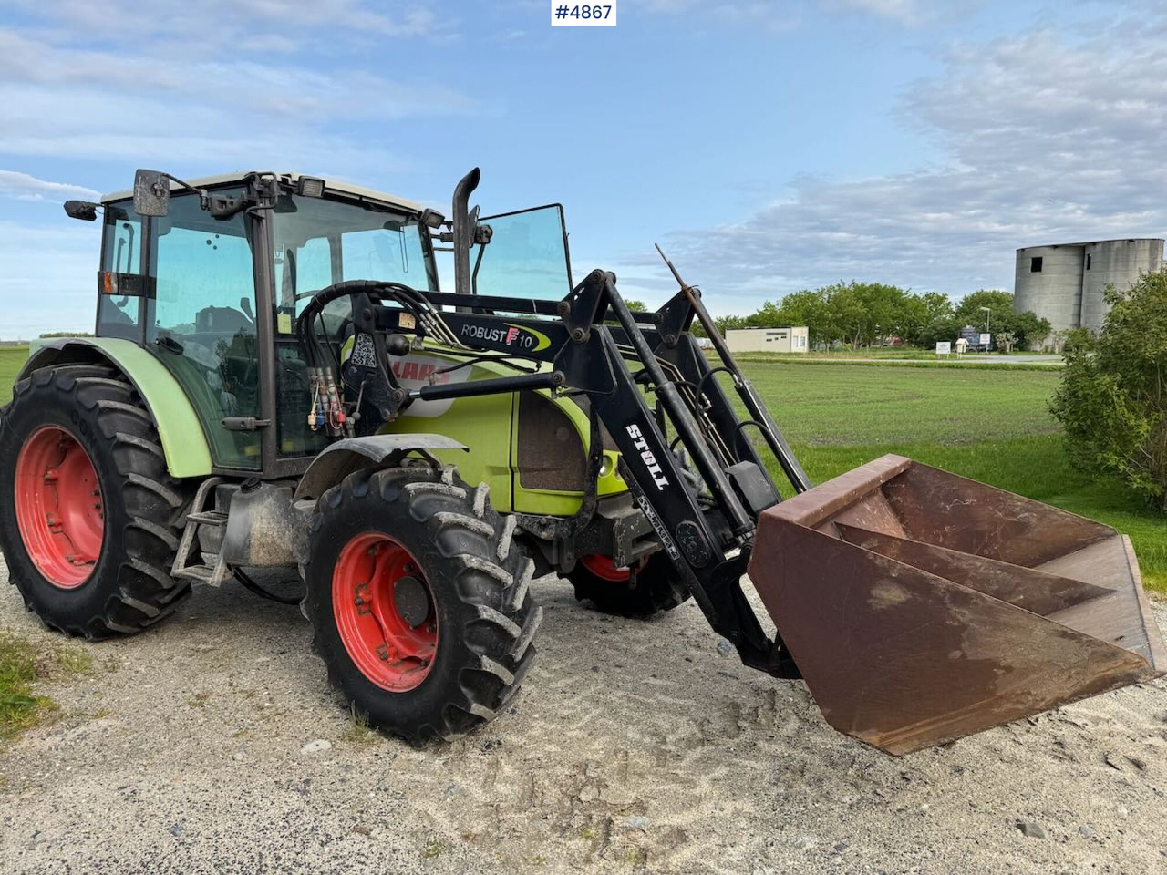 2007 Claas Celtis 446 with front loader, pallet forks, and bucket - Farm tractor: picture 1 2007 Claas Celtis 446 with front loader, pallet forks, and bucket - Farm tractor: picture 1
