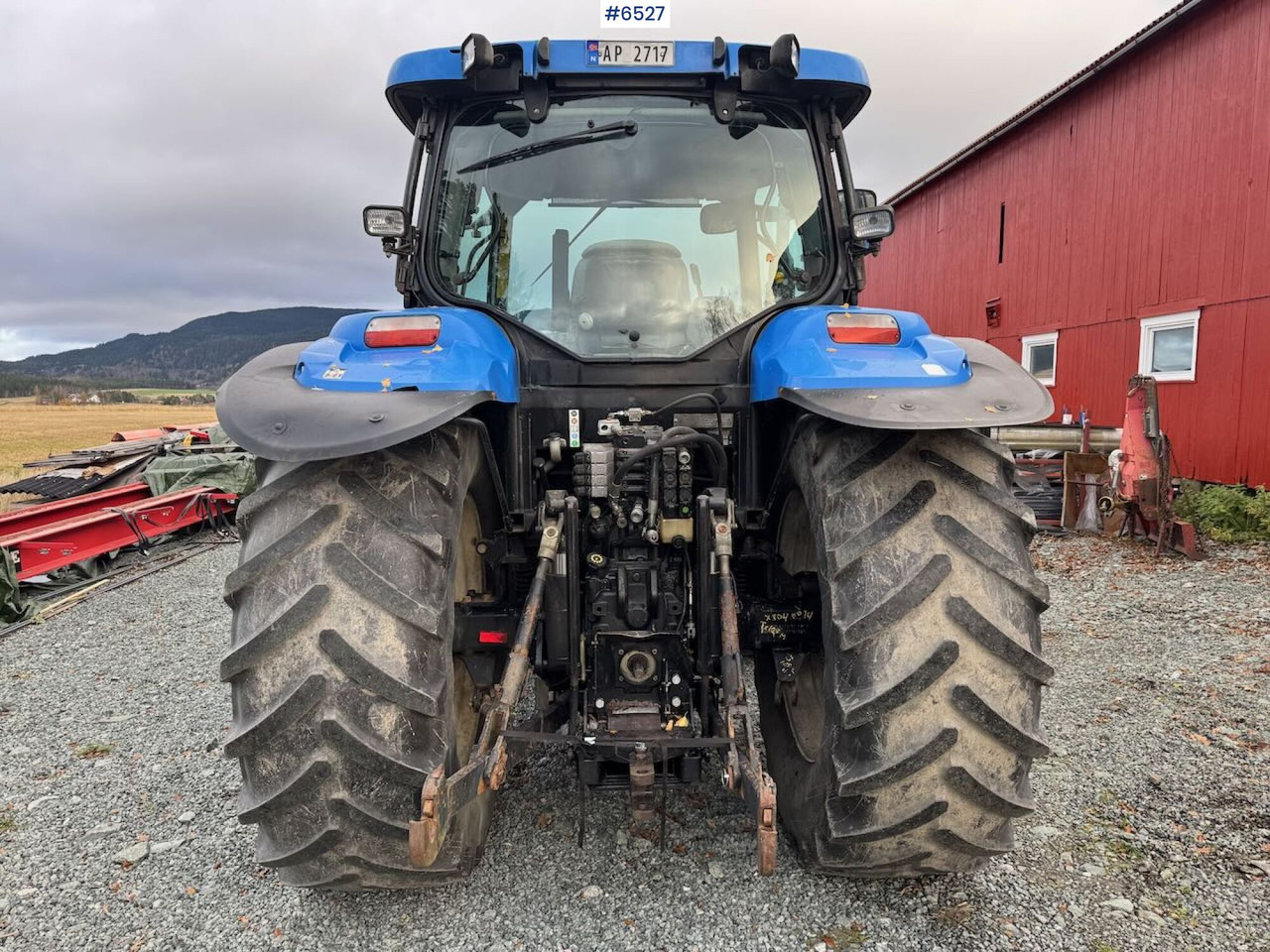 2007 NEW HOLLAND TS135A Plus w/ Quicke front loader - Farm tractor: picture 4 2007 NEW HOLLAND TS135A Plus w/ Quicke front loader - Farm tractor: picture 4