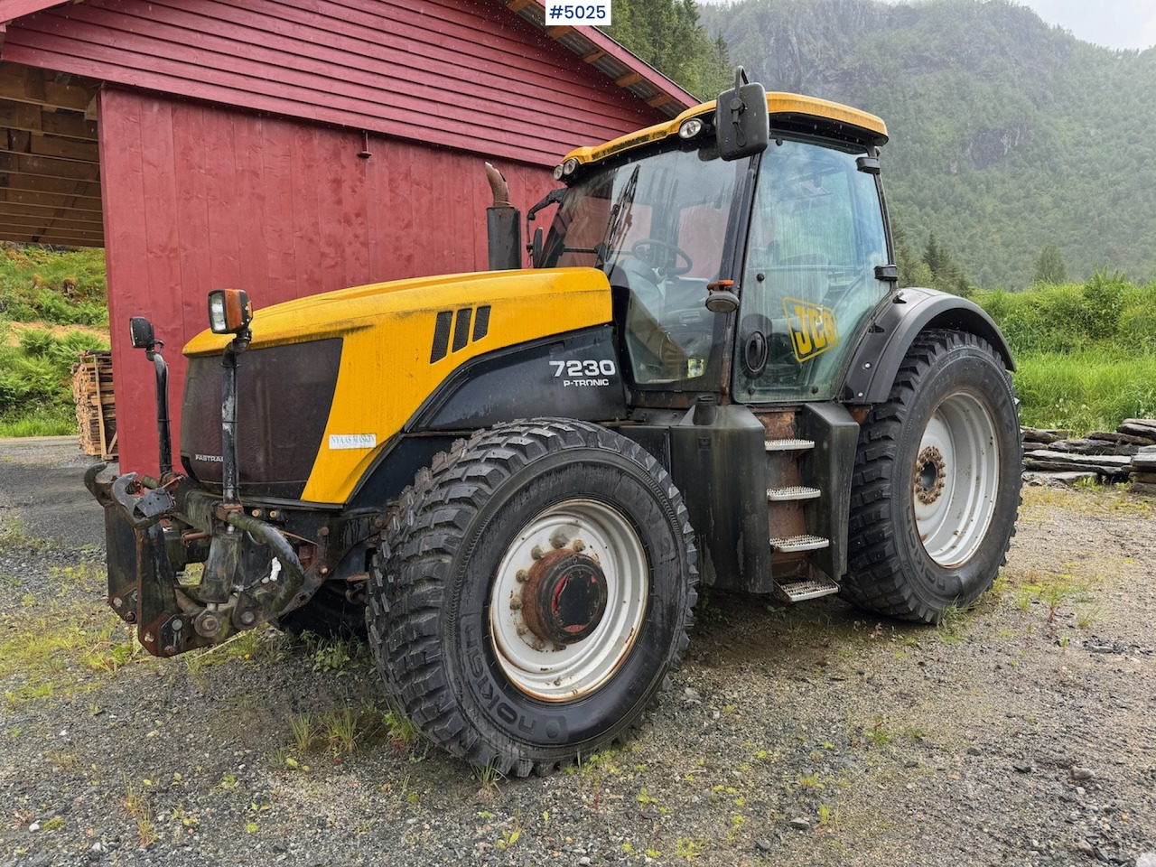 2008 JCB Fastrac 7230 P-Tronic w/Front hydraulics and PTO. - Farm tractor: picture 4 2008 JCB Fastrac 7230 P-Tronic w/Front hydraulics and PTO. - Farm tractor: picture 4