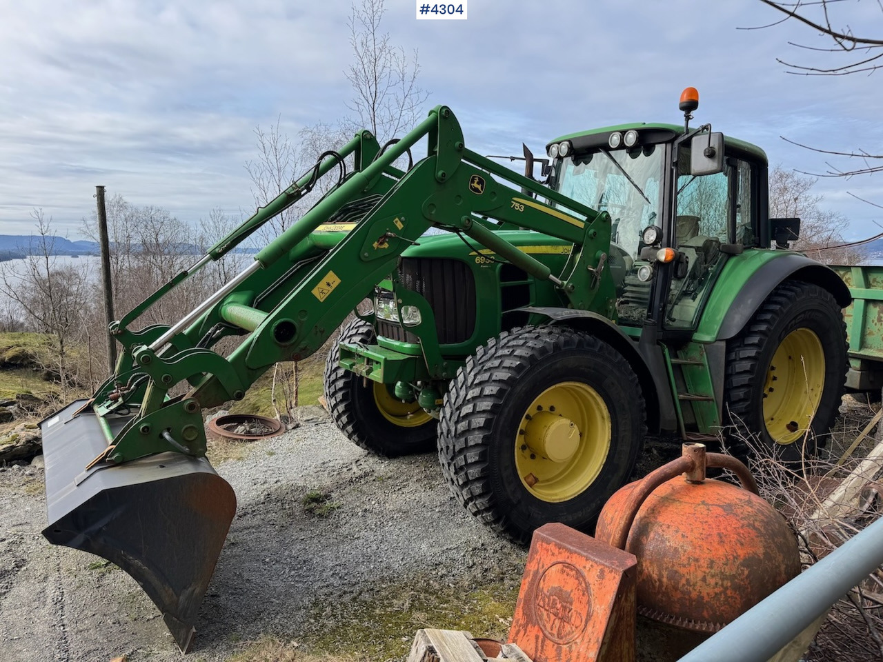2009 John Deere 6930 Premium m/frontlaster - Farm tractor: picture 3 2009 John Deere 6930 Premium m/frontlaster - Farm tractor: picture 3