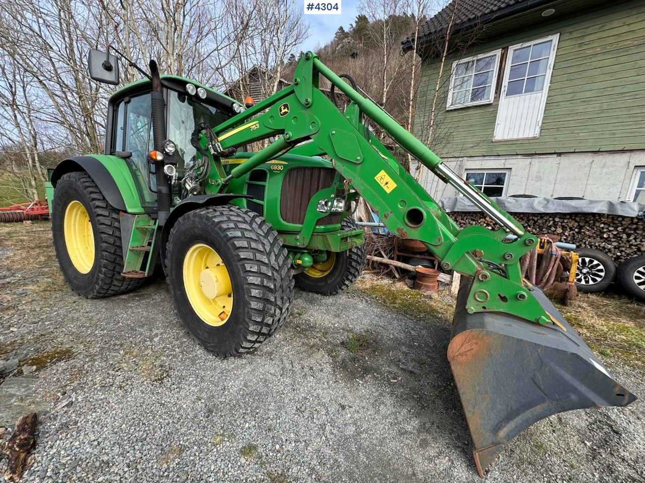 2009 John Deere 6930 Premium m/frontlaster - Farm tractor: picture 2 2009 John Deere 6930 Premium m/frontlaster - Farm tractor: picture 2
