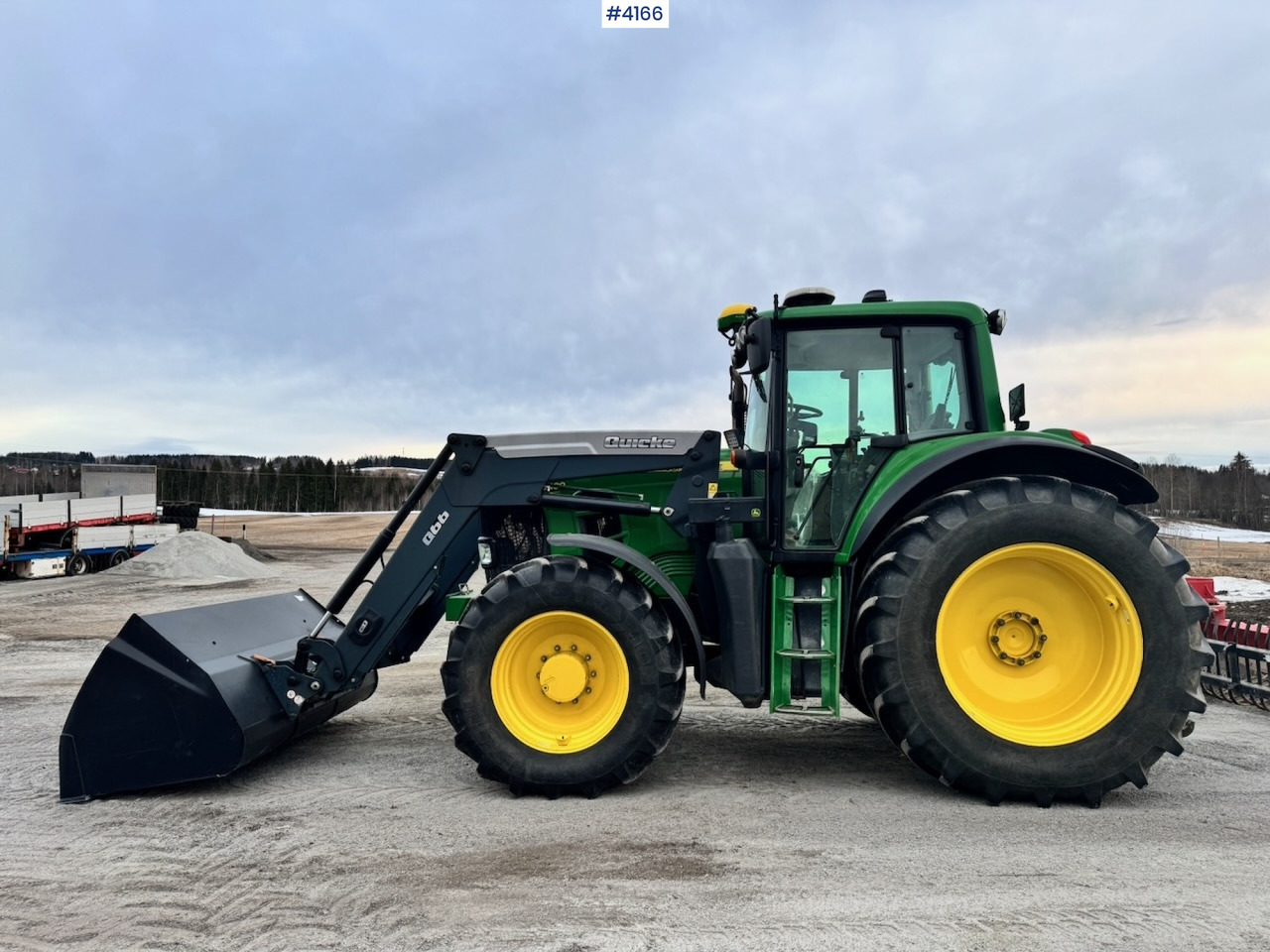 2010 John Deere 7430 w/ Front loader and GPS. 3760 hours! - Farm tractor: picture 2 2010 John Deere 7430 w/ Front loader and GPS. 3760 hours! - Farm tractor: picture 2